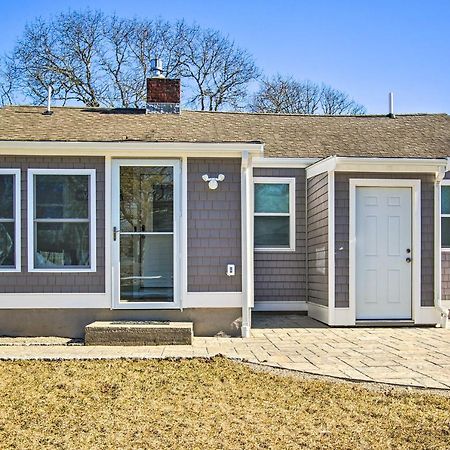 Updated Buzzards Bay Beach Cottage Walk To Shore! Bourne Kültér fotó