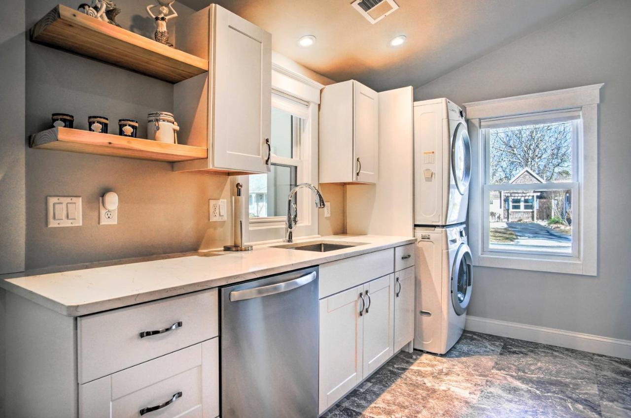 Updated Buzzards Bay Beach Cottage Walk To Shore! Bourne Kültér fotó
