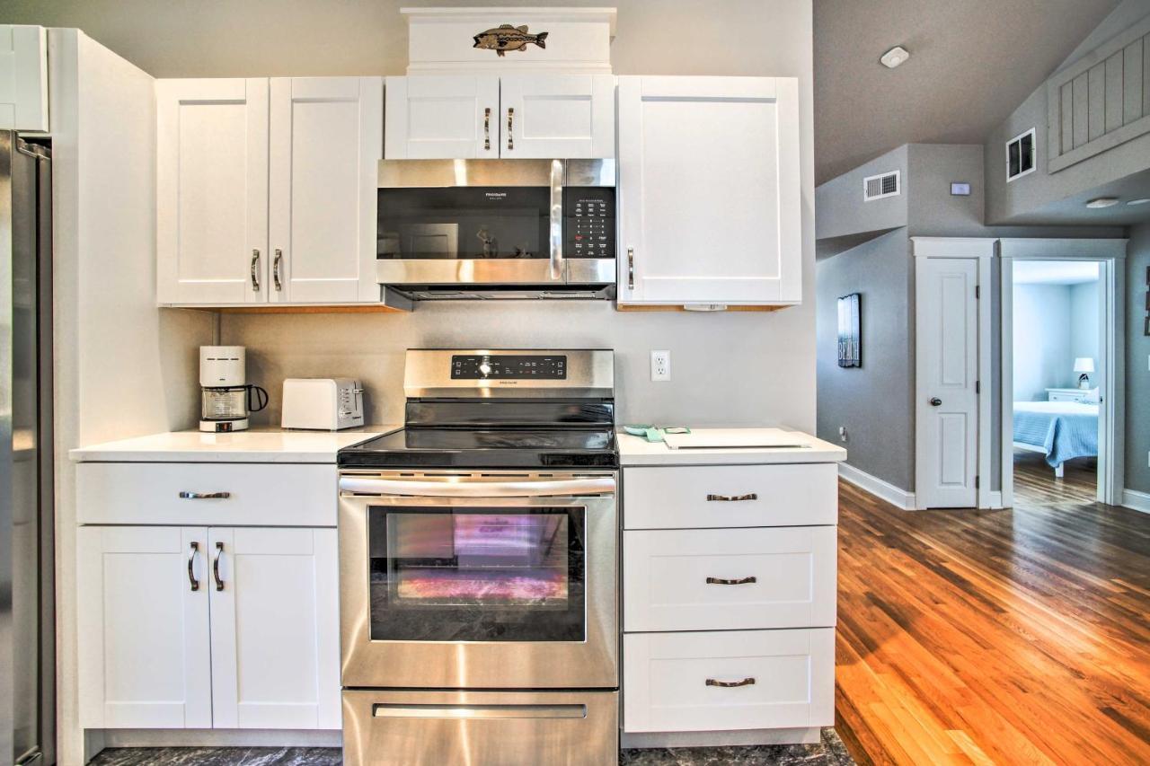 Updated Buzzards Bay Beach Cottage Walk To Shore! Bourne Kültér fotó