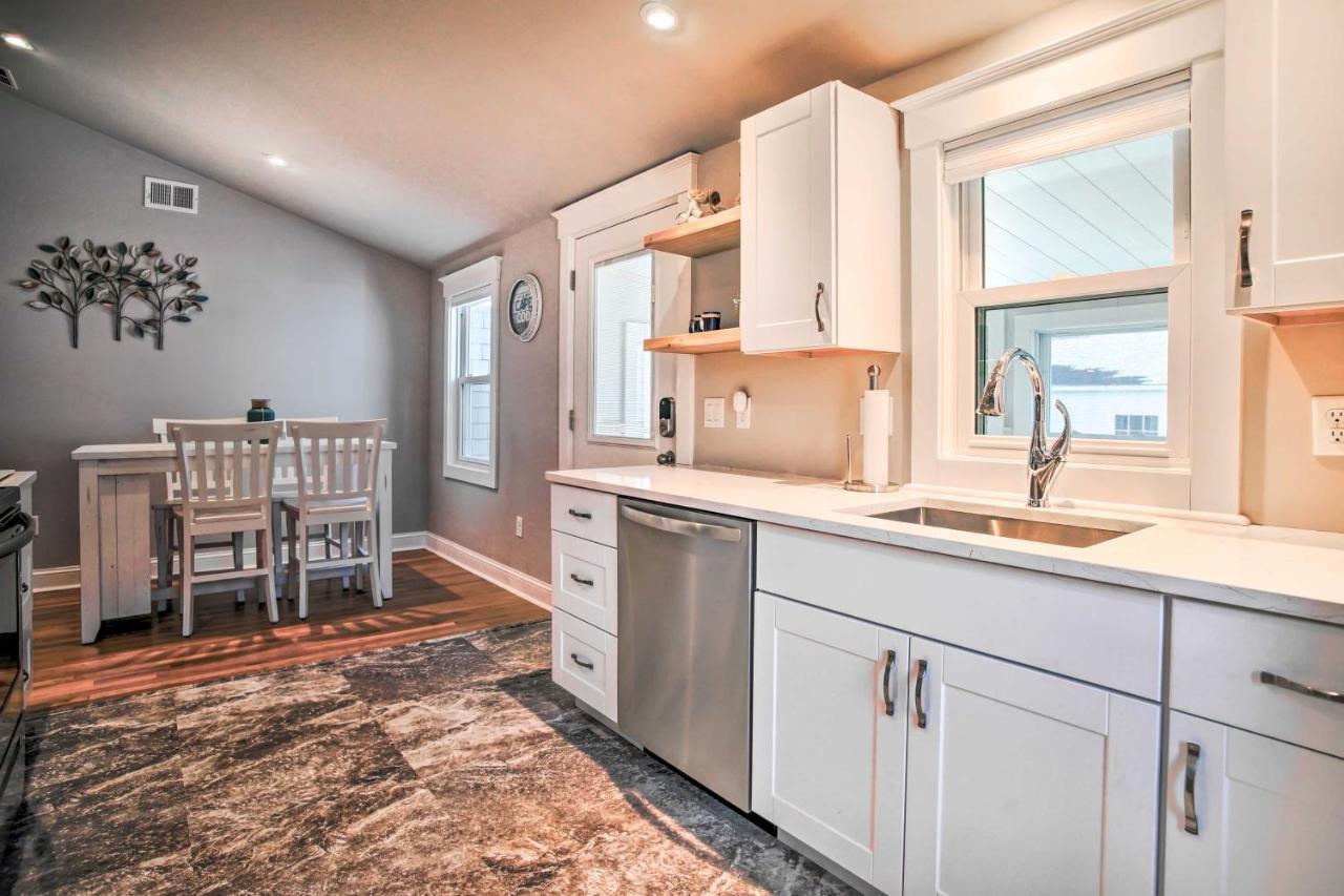 Updated Buzzards Bay Beach Cottage Walk To Shore! Bourne Kültér fotó