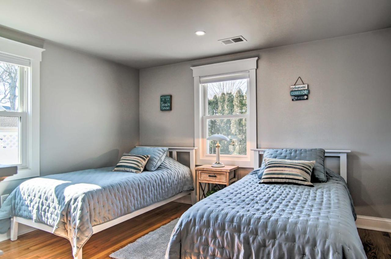 Updated Buzzards Bay Beach Cottage Walk To Shore! Bourne Kültér fotó